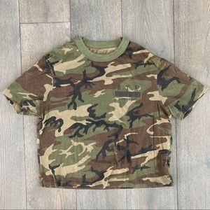 RTA CAMO CROPPED SHIRT